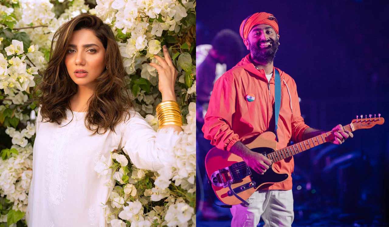 Watch: Arijit Singh sings ‘Zaalima’, apologizes to Mahira Khan for oversight at concert