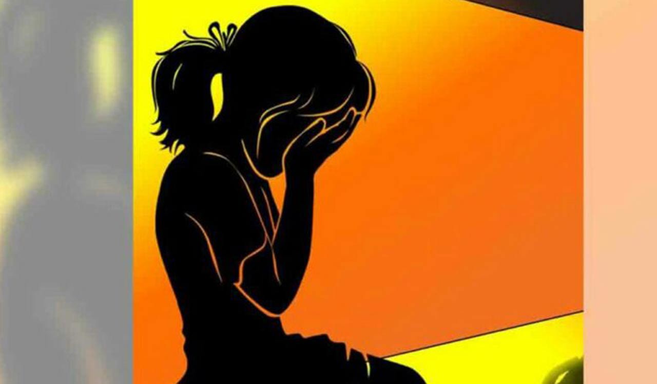Constable booked for raping minor girl in Hyderabad