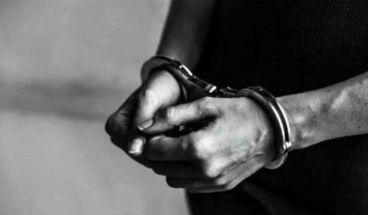 Techie arrested for duping people in Hyderabad