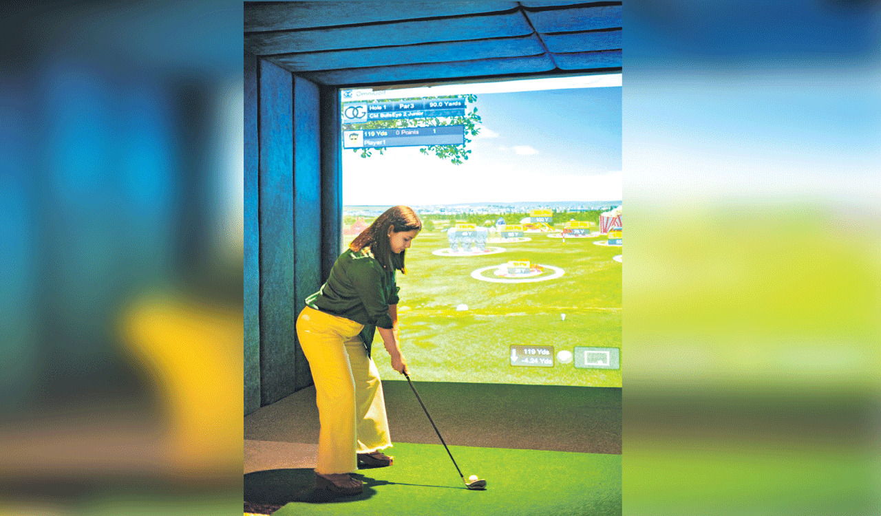 City’s first sports bar with golf simulators