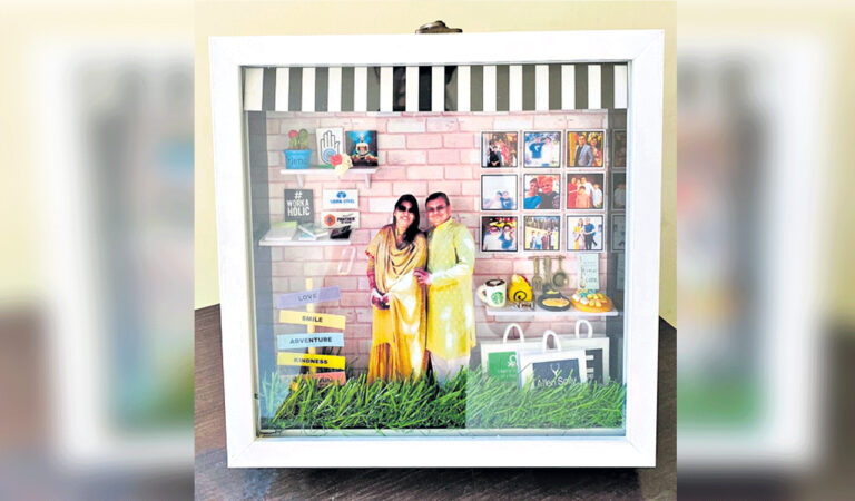 Miniature art in shadow boxes gaining popularity