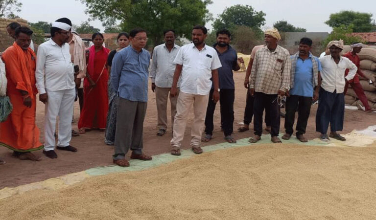 Officials told to expedite paddy procurement